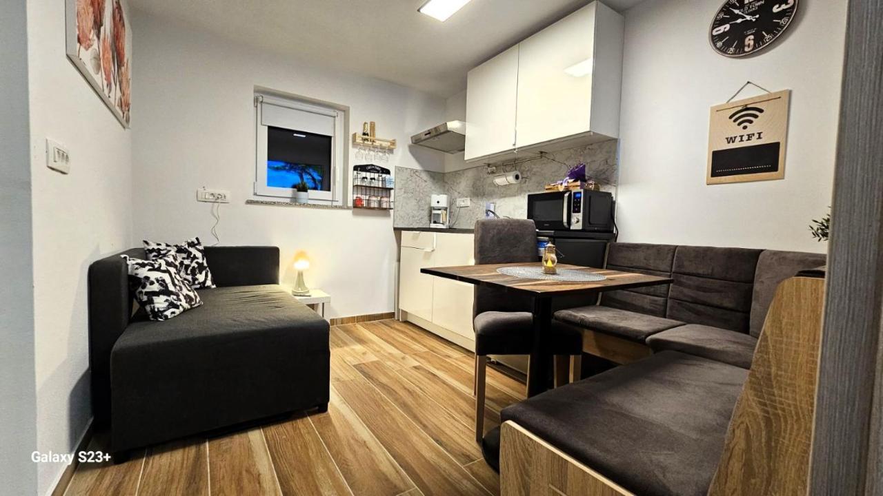 Apartmaji Stars Mavcice Экстерьер фото